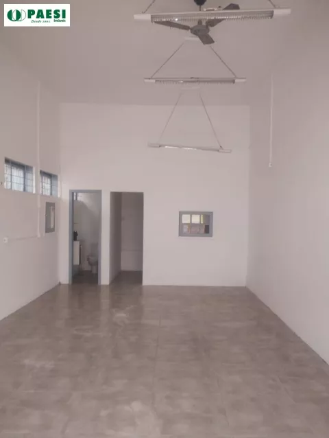 Loja com 1 banheiro e 40m² para alugar no bairro Sao Joao, Porto Alegre