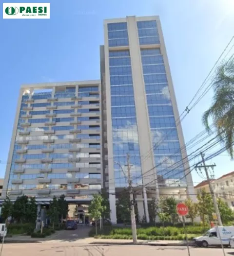 Conjunto com 1 banheiro e 20m² para alugar no bairro Santana, Porto Alegre